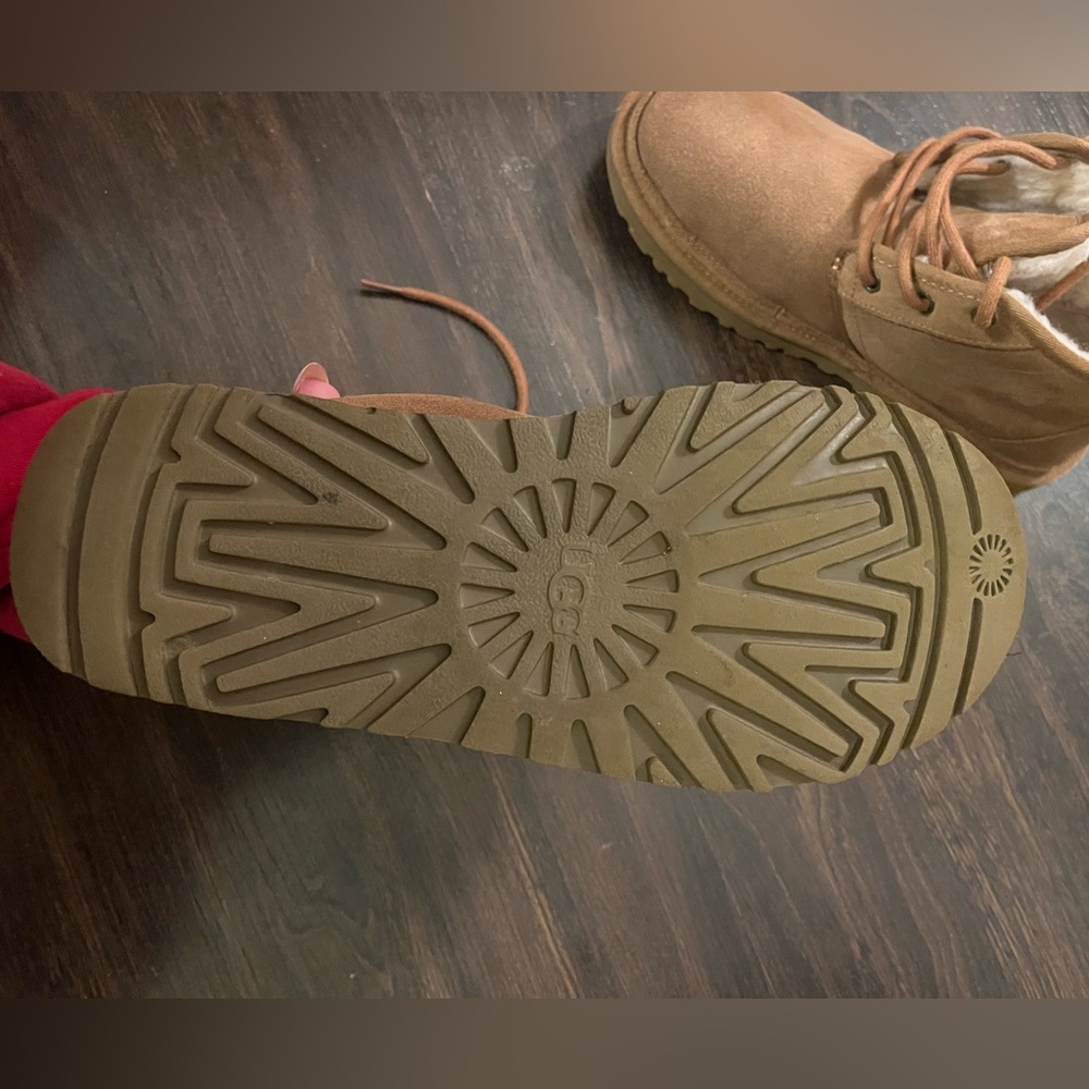 Ugg Neumel Boots - Picture 6 of 7